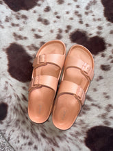 Load image into Gallery viewer, Lennie Sandal (Ash Coral/Peach)
